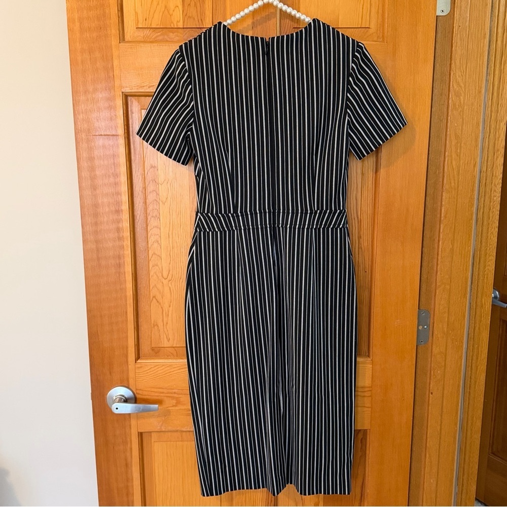 Banana Republic Career Midi Dress Sz 0 Stretch Stripe Short Sleeve Black NEW - Picture 6 of 8